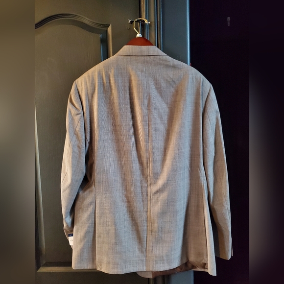 Ralph Lauren comfort flex suit jacket - Picture 7 of 8